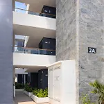Διαμέρισμα Stunning In With Wifi Τορεβιέχα